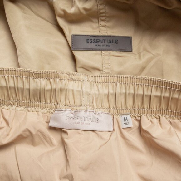 Fear of God Essentials Light Brown Oak Taslan Nylon Shorts - Mens M - Picture 11 of 16